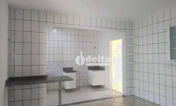 Imagem 6: Casa com 3 dormitórios à venda, 180 m² por R$ 600.000,00 - Santa Mônica - Uberlândia/MG