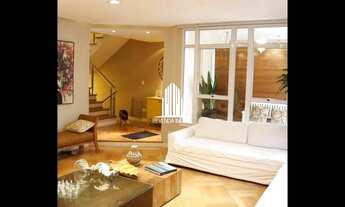 Imagem 2: Casa em condomínio à venda na Vila Suzana de 236m² com 4 dormitórios 3 suítes e 4 vagas de