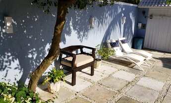 Imagem 3: Casa de condomínio para venda tem 360 metros quadrados com 4 quartos