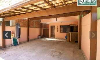 Imagem 4: Duplex em meio terreno no bairro Costazul!!