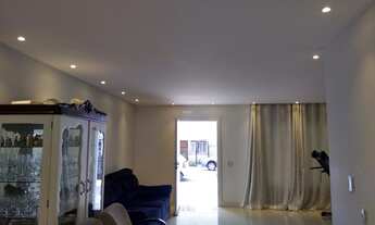 Imagem 3: Casa para Venda no bairro Centro em Balneário Camboriú, 3 quartos sendo 3 suítes, 2 vagas