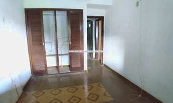 Imagem 4: Casa 2 Dormitórios e Edícula com muito espaço no Centro de Caraguatatuba