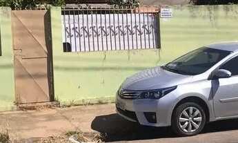 Imagem: Edícula Morada do Ouro, na rua lateral