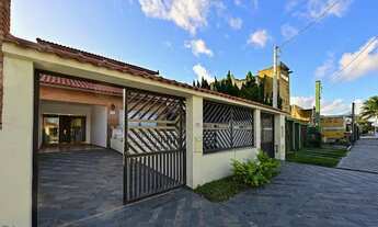 Imagem: Sobrado frente mar à venda, 140 m² por