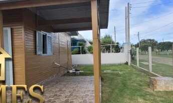 Imagem 4: CASA DE ESQUINA PRÓXIMO AO MAR NO BALNEÁRIO JARDIM ATLÂNTICO