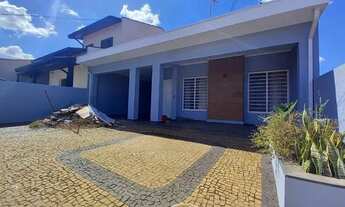 Imagem: TRÊS DORMITÓRIOS ! CENTRO !