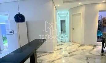 Imagem 2: CASA TÉRREA À VENDA COM 250M² AT, 3 DORMITÓRIOS, QUINTAL COM PISCINA - RESIDENCIAL PHYTUS