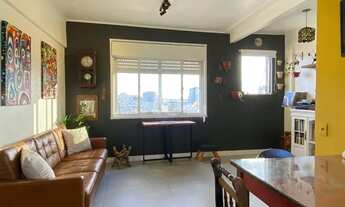 Imagem 5: Apartamento semimobiliado de 83m², 3 dormitórios, reformado com vista para o Guaíba, na Ci