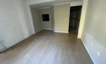 Imagem 2: Apartamento com 2 dormitórios para alugar, 80 m² por R$ 1.300/mês - Praia de Itapoã - Vila