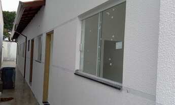 Imagem: Casa térrea nova, com 2 quartos e suíte