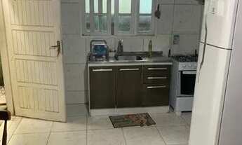 Imagem: Aluga-se kit-net 1 pessoa (semi mobilada