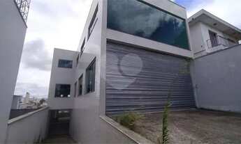 Imagem 2: AMPLO GALPÃO NA CASA VERDE