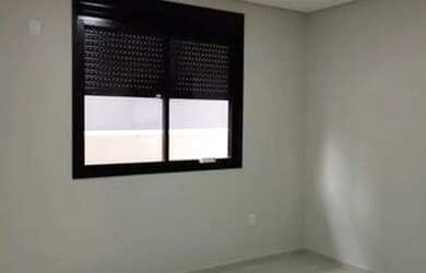 Imagem 3: Casa para venda possui 265 metros quadrados com 4 quartos em Centro - Bombinhas - SC