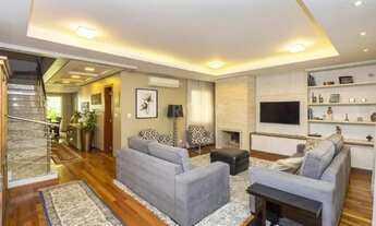 Imagem: Sobrado em Petrópolis