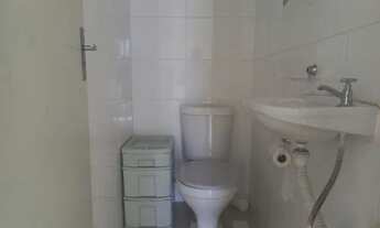 Imagem 5: Ótima casa duplex para locação no condomínio Solar da Lagoa. 1° Pavimento: Sala, cozinha