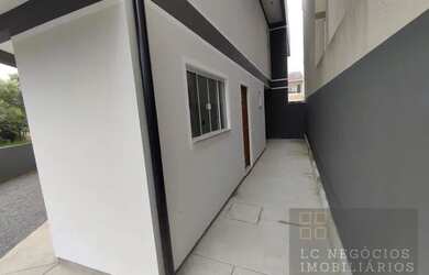 Imagem 2: Sobrado em Potecas - São José, SC