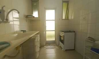 Imagem 3: Ótima casa duplex para locação no condomínio Solar da Lagoa. 1° Pavimento: Sala, cozinha