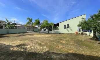 Imagem 3: Casa com terreno (26 x 20m - 520m2) no bairro Itacolomi em Piçarras. Estuda Permuta