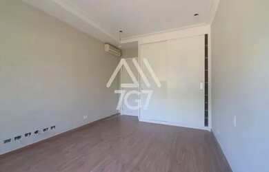 Imagem 7: VENHA CONHECER ESTA MARAVILHOSA CASA ASSOBRADADA, COM UMA LOCALIZAÇÃO PRIVILEGIADA E AMPLA