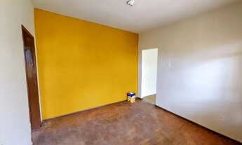 Imagem 2: Barracão com vaga para moto