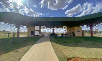 Imagem 6: Viva cercado pela natureza: Lote disponível no Botanic Residence, próximo ao shopping Igua