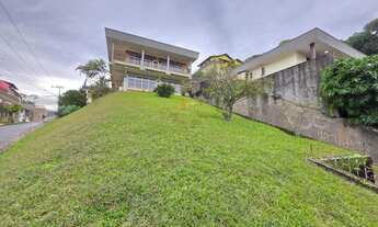 Imagem 3: Casa para Venda em Teresópolis, Bom Retiro, 4 dormitórios, 1 suíte, 4 banheiros, 6 vagas