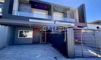 Imagem: Sobrado com 3 suites no bairro Bela Vista