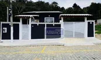 Imagem 4: Casa plana em terreno com 360m², com 3 dormitórios, 1 suíte e 4 vagas de garagem à venda