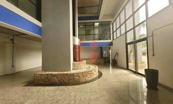 Imagem 2: Prédio comercial para locação com 21.100 m² de terreno e 9.600 m² construídos- Palmeiras d