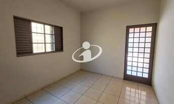 Imagem 2: Aluguel Casa JARDIM DAS PALMEIRAS