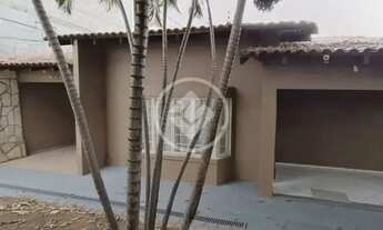 Imagem 5: Casa à Venda no Bairro Consil Cuiabá/MT Localização excelente, em área residencial tranq