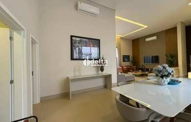 Imagem 13: Casa no condomínio GOLDEN VILLAGE disponível para venda em Uberlândia-MG