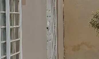 Imagem 3: Imóvel avenida com duas casas no local. R$450,000,00