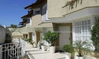 Imagem: Casa em condomínio fechado, 251 m2, 4 quartos