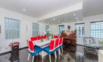 Imagem: Casa para venda em Saúde com 3 quartos