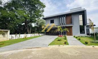 Imagem: Sobrado com 3 suítes à venda, 276.74 m²