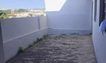 Imagem: Barracão c/ 2 quartos c/ 01 vaga garagem