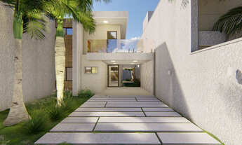 Imagem: Casa de esquina em rua privativa, lote grande