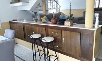 Imagem: Amparo imóveis-Duplex 5 quartos sendo 1