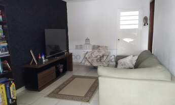 Imagem 2: Casa para venda com 175 metros quadrados com 3 quartos em Jardim Motorama - São José dos C