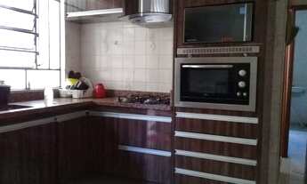 Imagem 6: Casa linda 31 de Março - 2 Qtos, armários planejados, espaço gourmet - Amplo quintal