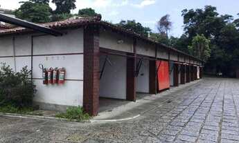 Imagem 6: Ponto comercial/Loja/Box para aluguel e venda possui 3500 metros quadrados