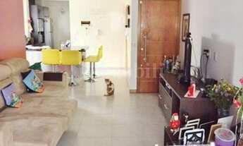 Imagem 3: Reformado , 2 dormitórios sendo 1 suite com closet, 1 vaga . Ensolarado !