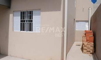 Imagem 2: Casa com 3 Dormitórios - 1 suíte - Oportunidade