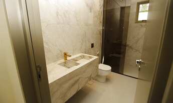 Imagem 6: Casa de condomínio sobrado para venda tem 780 metros quadrados com 4 quartos