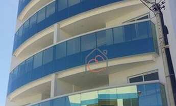 Imagem: Edifício recém construído com apartamentos