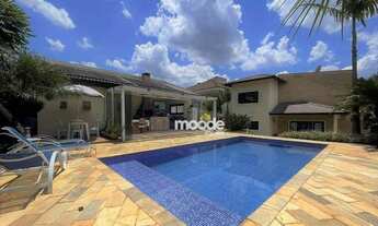 Imagem: Casa à venda com 4 Quartos sendo 4 suítes