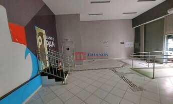 Imagem 4: Salão com divisórias e internet