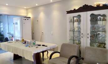 Imagem 4: Casa para Venda no bairro Centro em Balneário Camboriú, 3 quartos sendo 3 suítes, 2 vagas