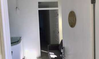 Imagem 4: Apartamento Beira mar para aluguel possui 50 metros quadrados com 2 quartos serviço de qua